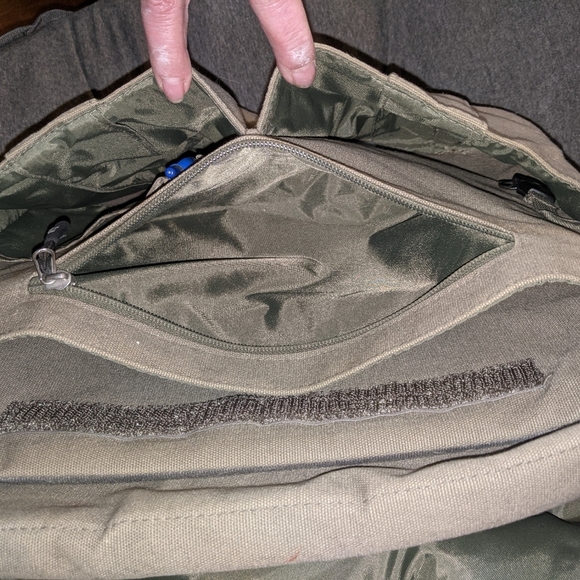 STM Laptop Computer Bag/Bookbag - Picture 2 of 5